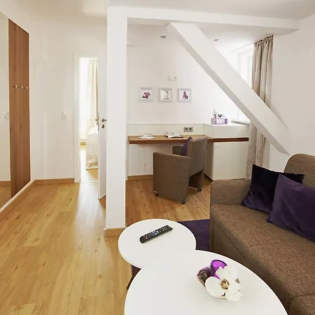 Nordwind Hotel 2*